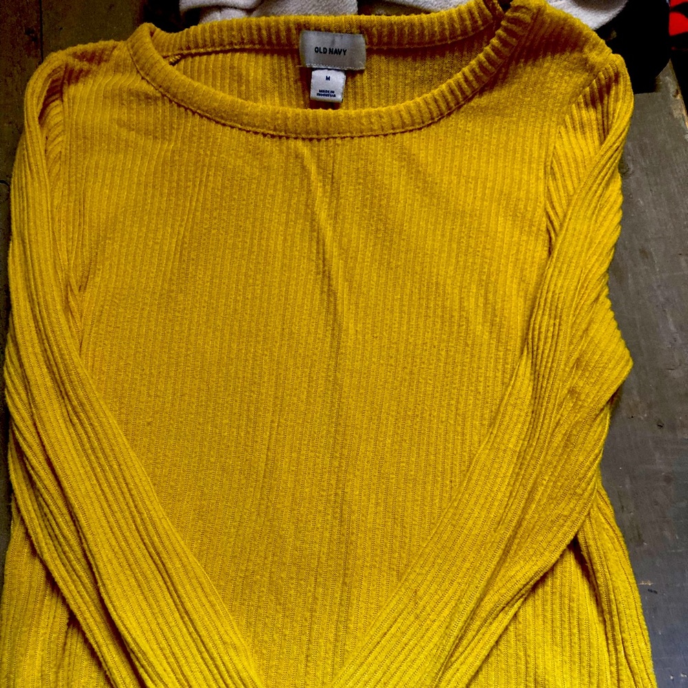 Old navy medium yellow sweater